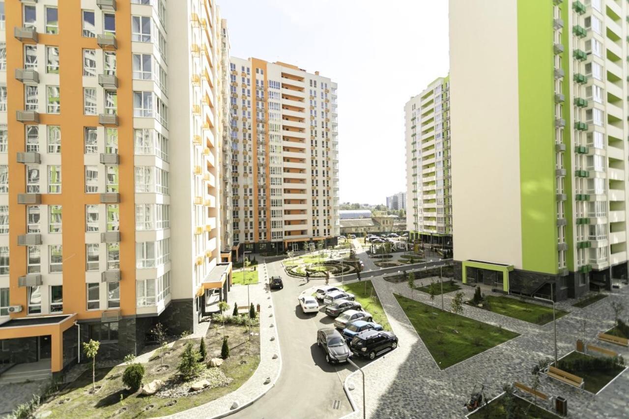 Petrovdom 78-170 Smart Comfort In Rc Nivki Park Kiev Exterior foto